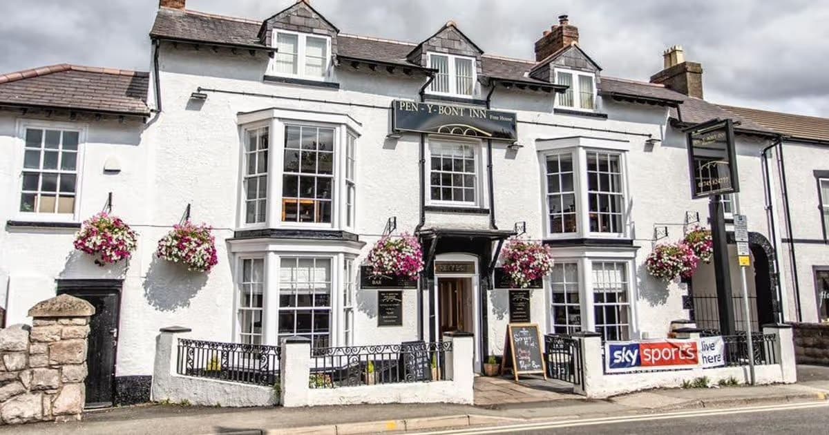 Abergele town